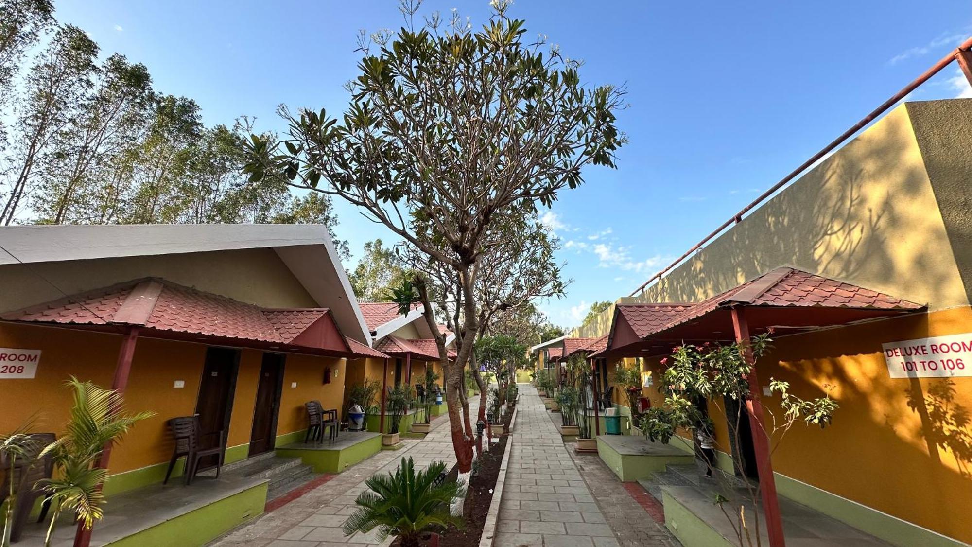 Lion Park Hotel & Resorts Гирский лес Экстерьер фото